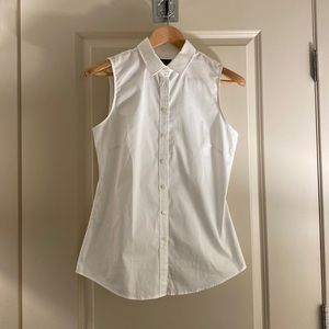 Banana Republic Riley Tailored sleeveless button up shirt